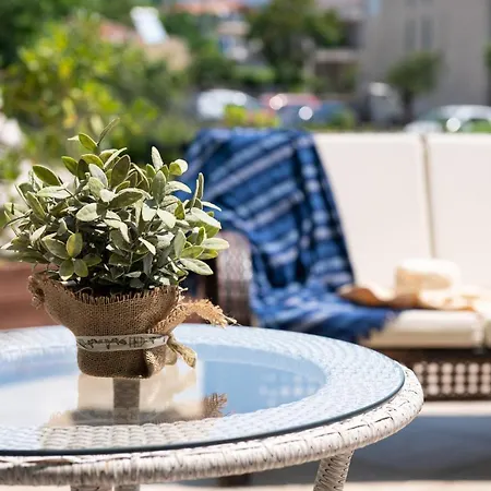 Anthelion Bed & Breakfast *
