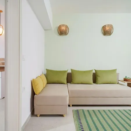 Anthelion Bed & Breakfast 4*