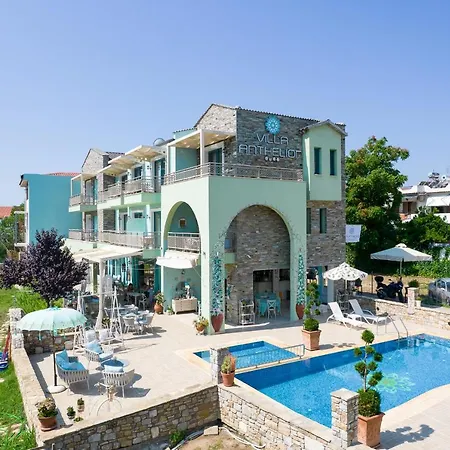 Anthelion Bed and Breakfast *
