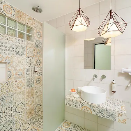 Anthelion Bed and breakfast