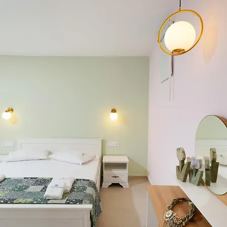 Anthelion Bed and Breakfast Λιμενάρια